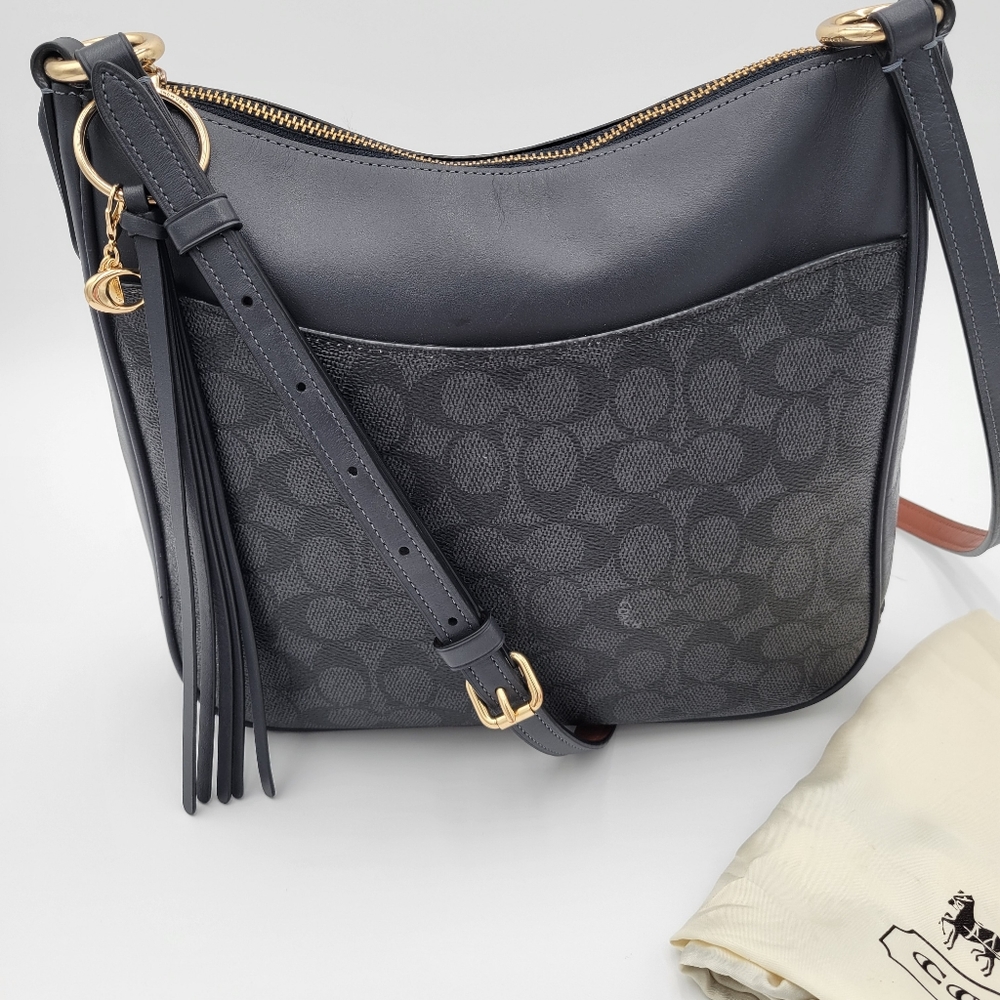 Coach Chaise Signature Crossbody In Navy, Euc Gem